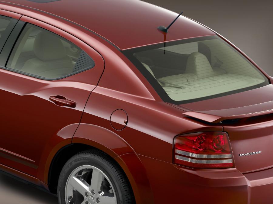  Dodge Avenger RT 2008 года  (фото 14 из 51)